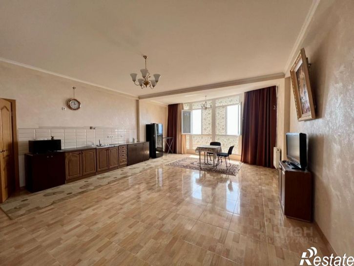3-комн квартира ул Авроры, 4,  д. 4