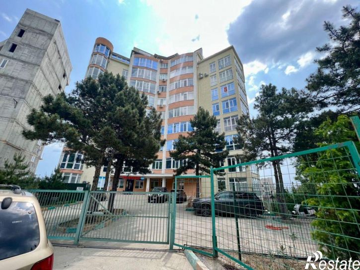3-комн квартира ул Авроры, 4,  д. 4