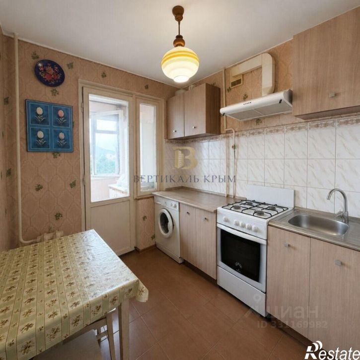 3-комн квартира Суворовская улица, 4,  д. 4