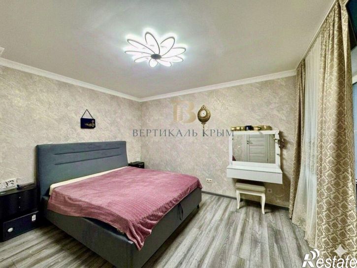 4-комн квартира ул Дарсановская, 12,  д. 12