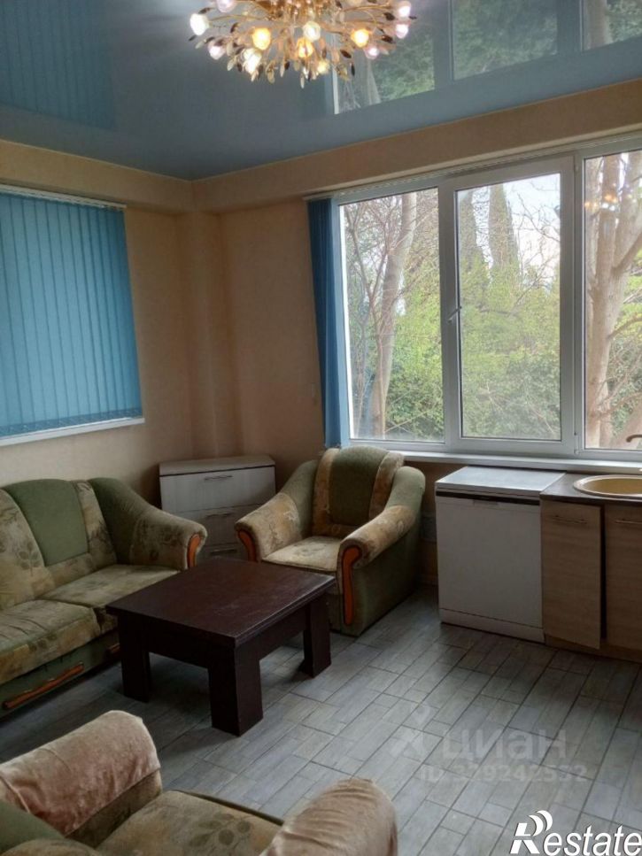 2-комн квартира улица Сеченова, 20,  д. 20