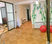 2-комн, 67кв м, этаж 1/5 улица Тренёва, 3