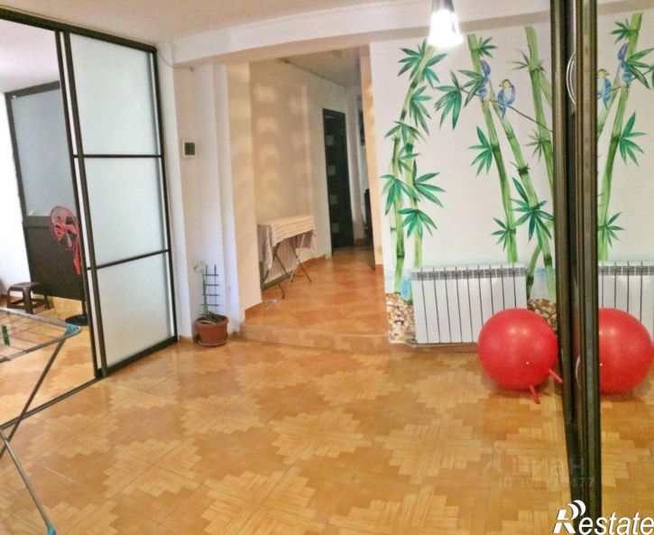 2-комн квартира улица Тренёва, 3,  д. 3