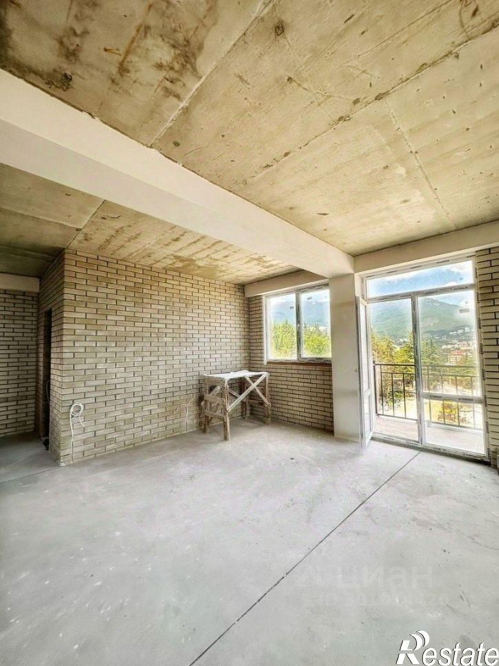 3-комн квартира улица Войкова, 37,  д. 37