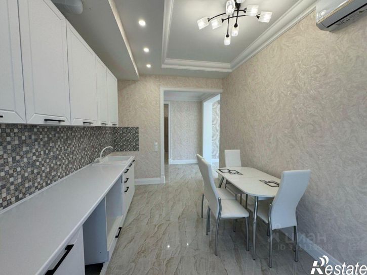 3-комн квартира ул Ялтинская, 12А,  д. 12А