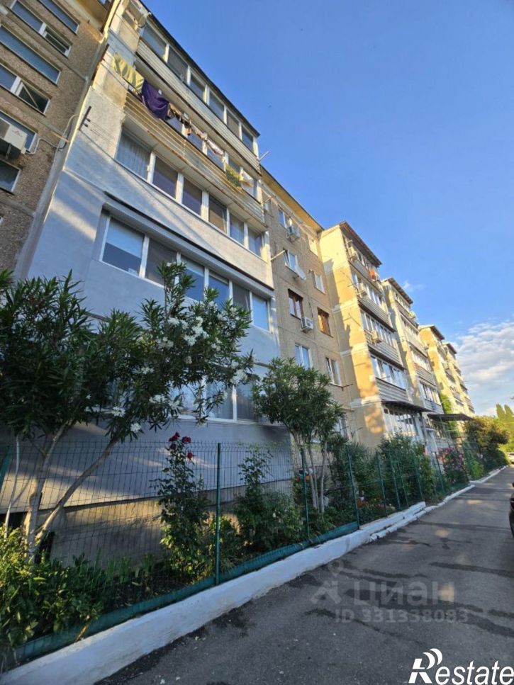 3-комн квартира улица Чернова, 11,  д. 11