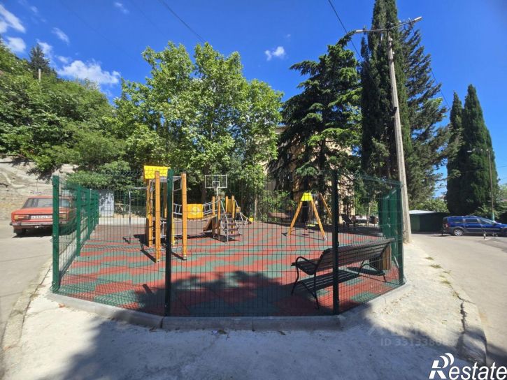 3-комн квартира улица Чернова, 11,  д. 11