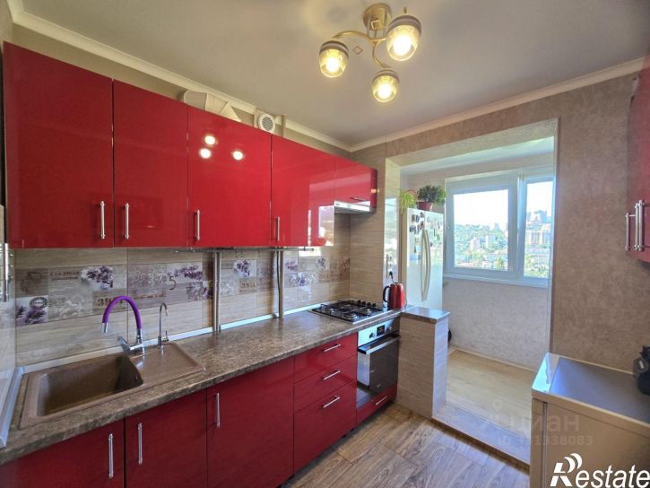 3-комн квартира улица Чернова, 11,  д. 11