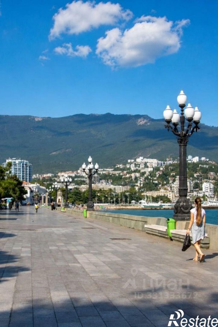 3-комн квартира ул Володарского, 3,  д. 3