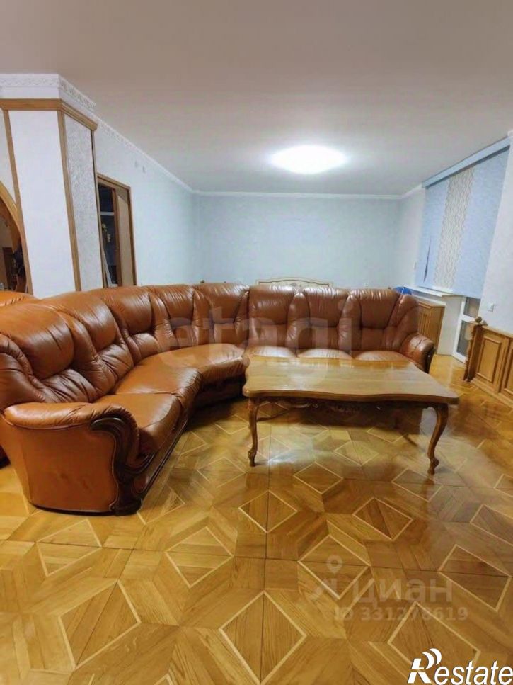 4-комн квартира улица Манагарова, 4,  д. 4