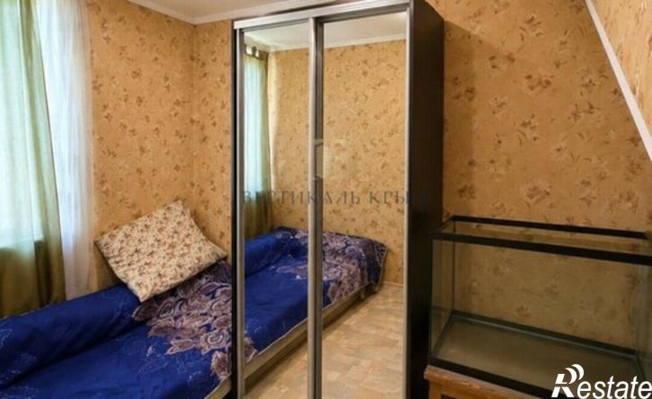 4-комн квартира ул Толстого, 1,  д. 1