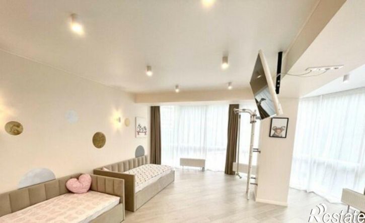 3-комн квартира улица Кривошты, 11А,  д. 11А