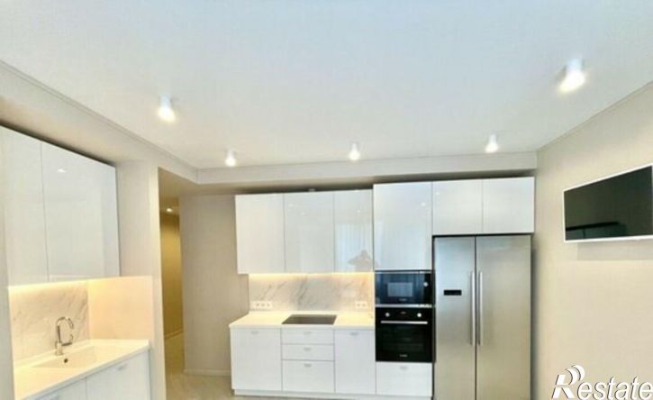 3-комн квартира улица Кривошты, 11А,  д. 11А