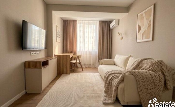 3-комн квартира улица Кирова, 155А к2,  д. 155А к2