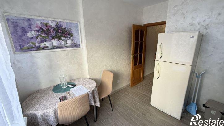 3-комн квартира улица Дзержинского, 3,  д. 3