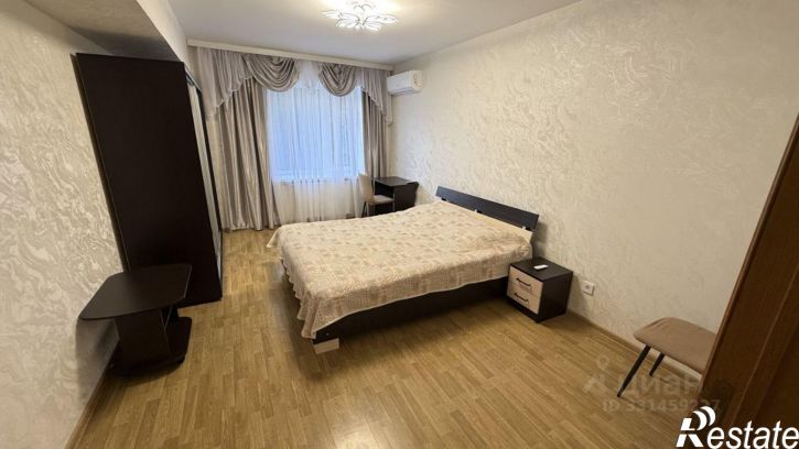 3-комн квартира улица Дзержинского, 3,  д. 3