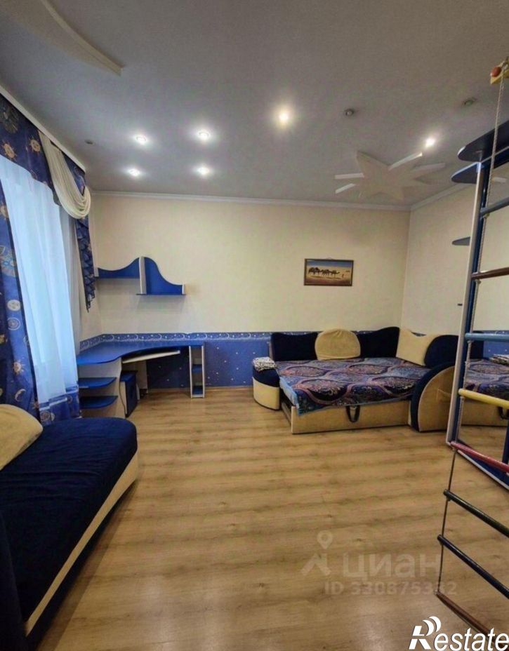 3-комн квартира ул Ломоносова, 17,  д. 17