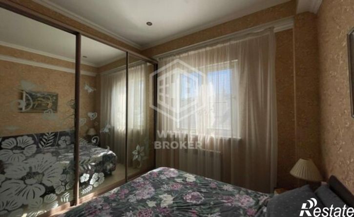 2-комн квартира улица Кирова, 41А,  д. 41А