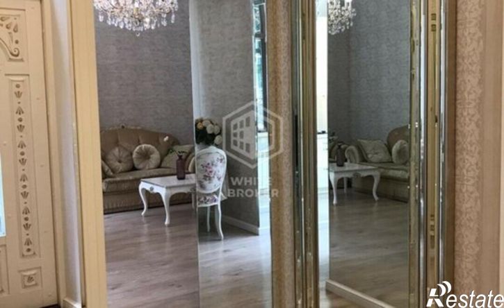 3-комн квартира улица Чехова, 19,  д. 19