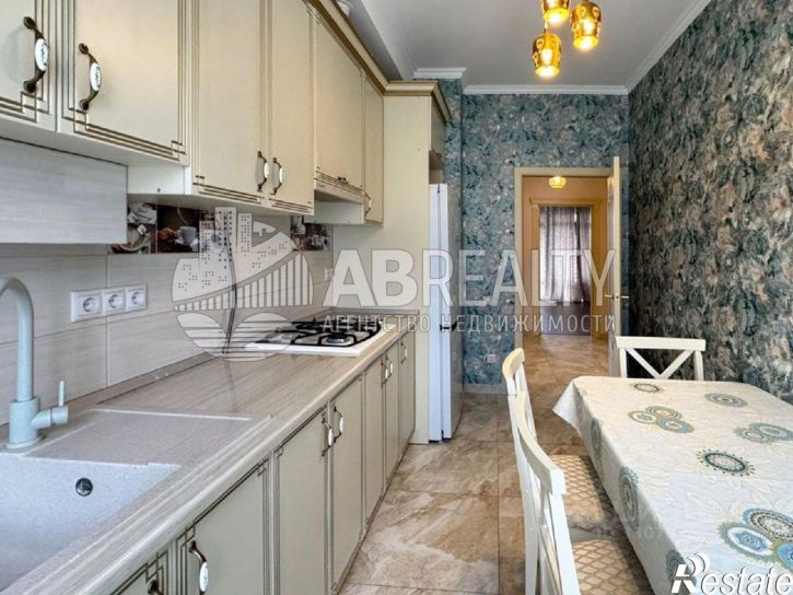 2-комн квартира Большевистская улица, 19,  д. 19