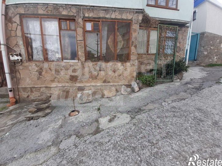 3-комн квартира Ялта г., Макаренко ул., д.14