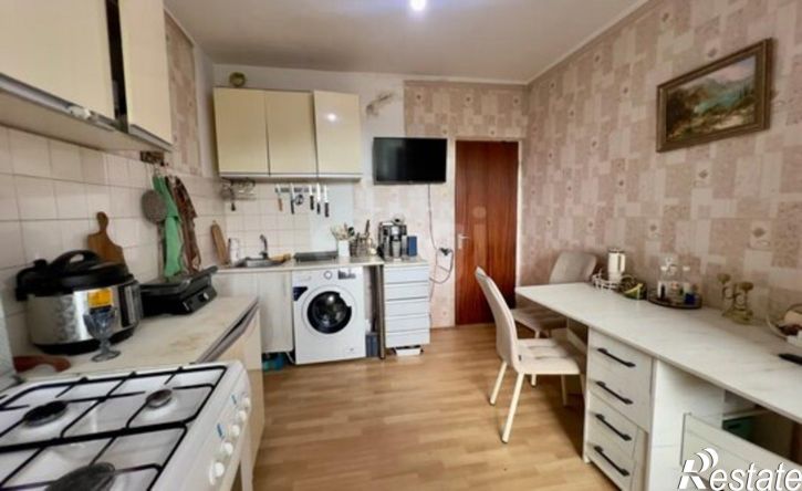 3-комн квартира Санаторный взд, 8,  д. 8