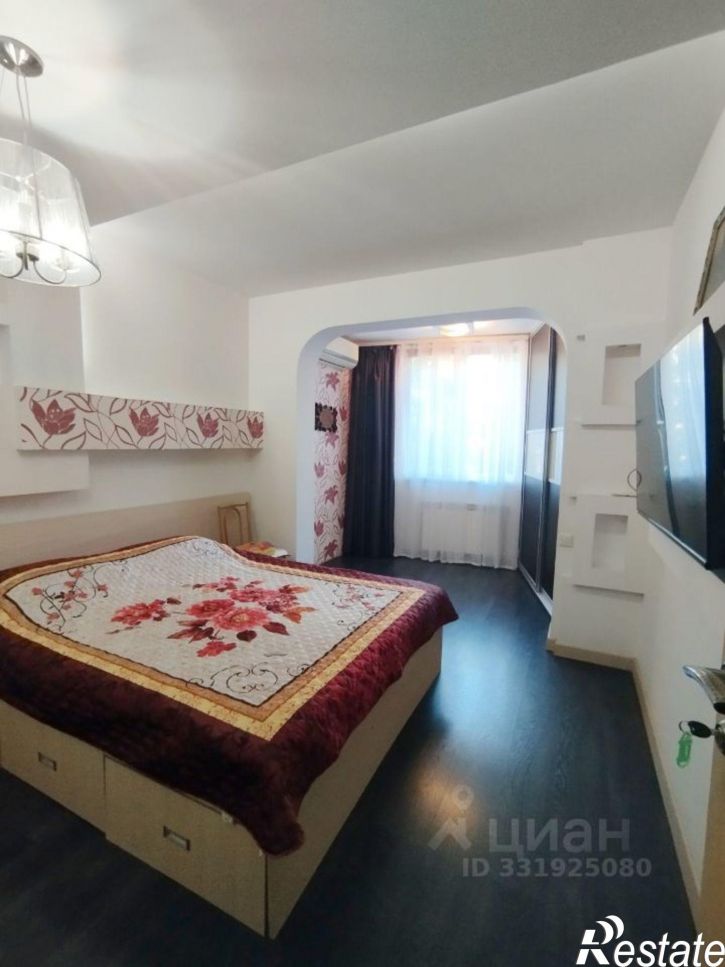 3-комн квартира ул Дзержинского, 33 3,  д. 33 3,  к. 3