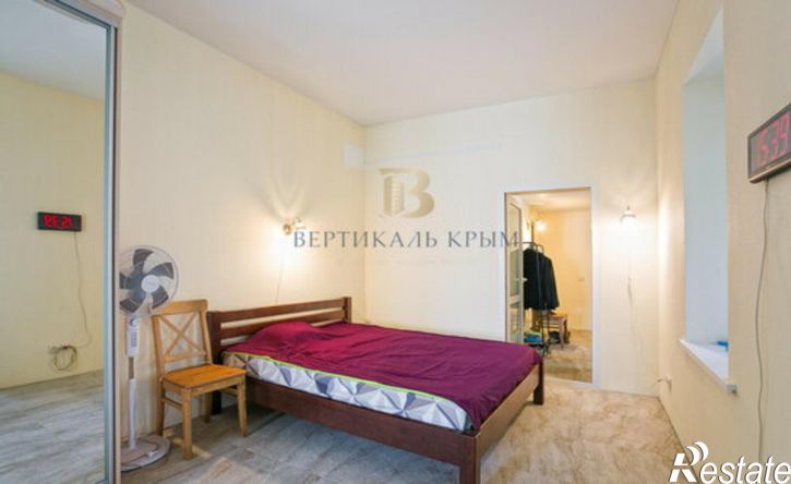 4-комн квартира ул Кирова, 12,  д. 12