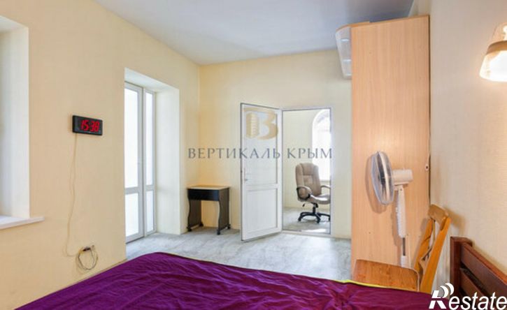 4-комн квартира ул Кирова, 12,  д. 12