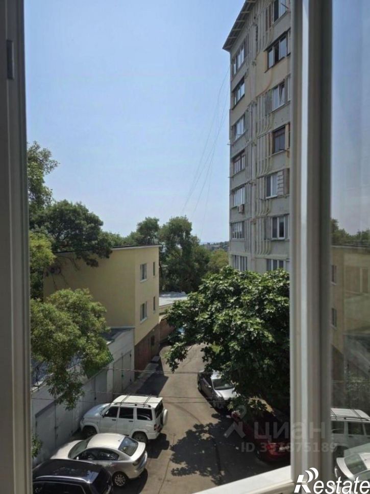 3-комн квартира Санаторный взд, 8,  д. 8