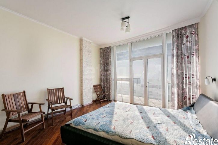 4-комн квартира ул Строителей, 11А,  д. 11А