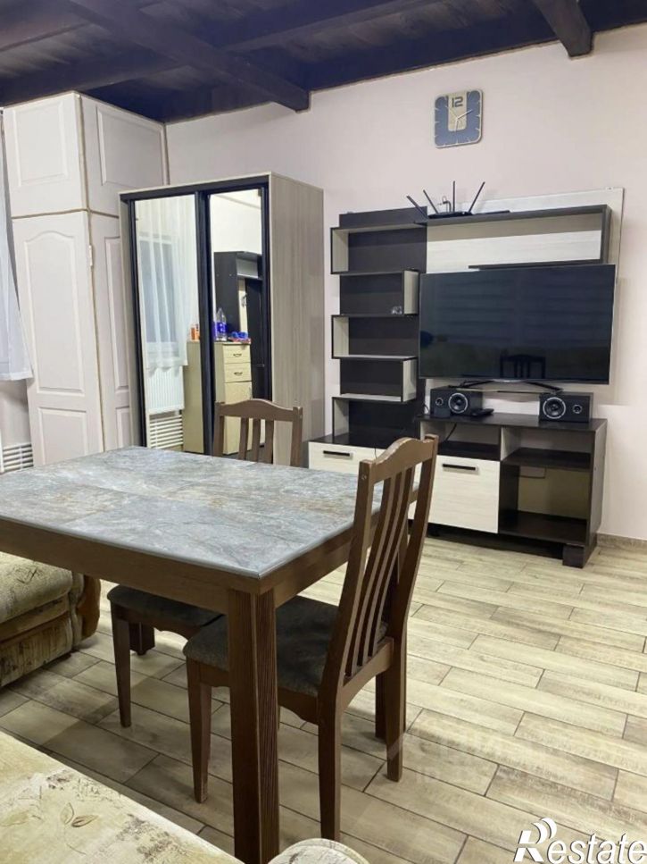 2-комн квартира ул Спендиарова, 20,  д. 20