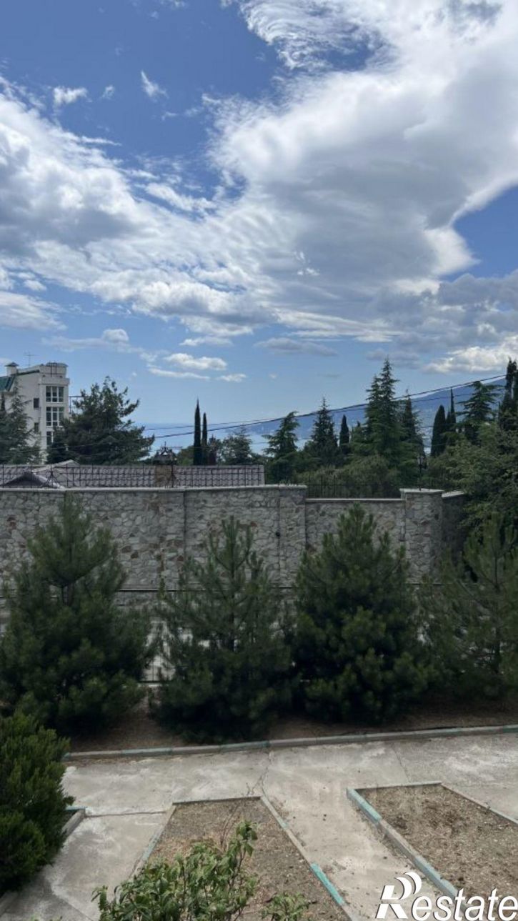 3-комн квартира ул Авроры, 12,  д. 12