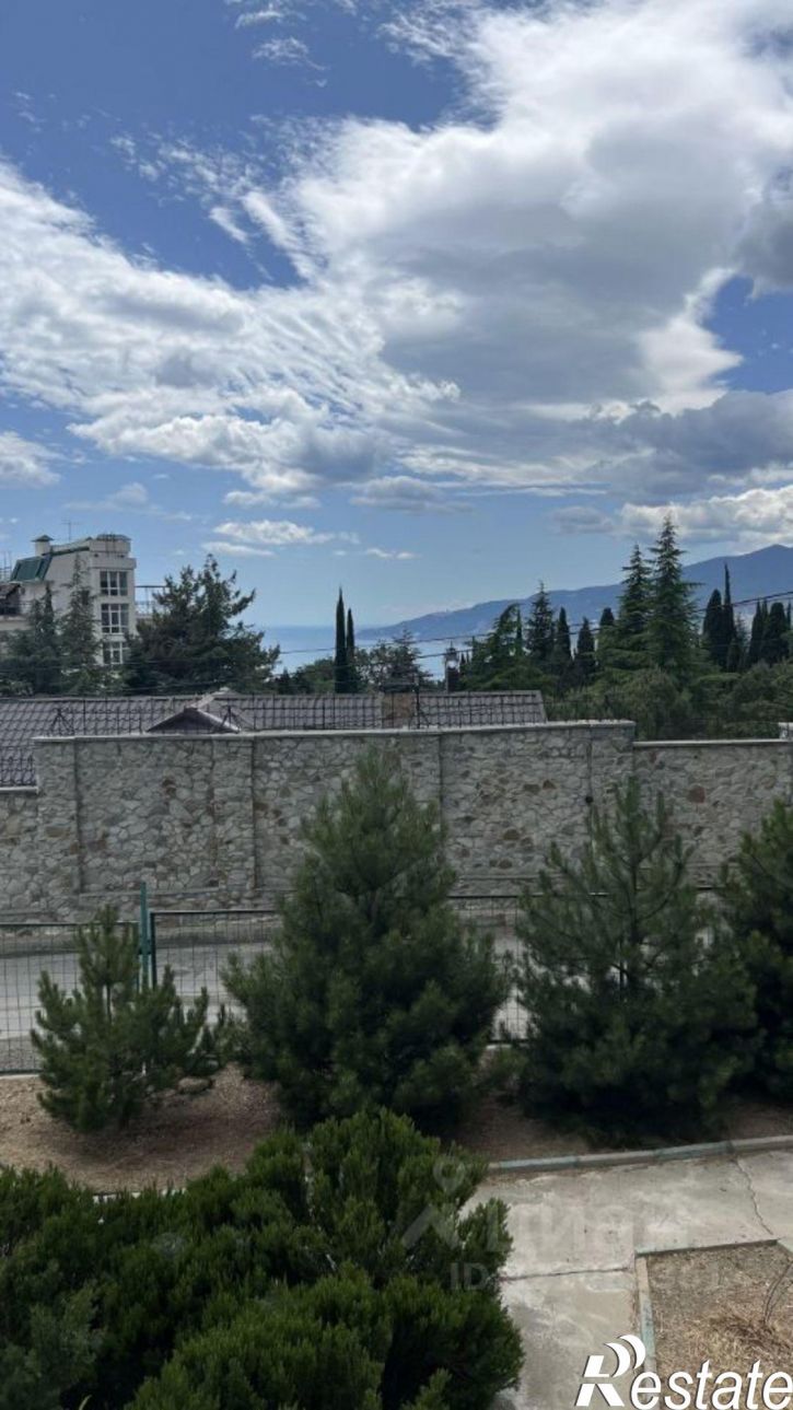 3-комн квартира ул Авроры, 12,  д. 12