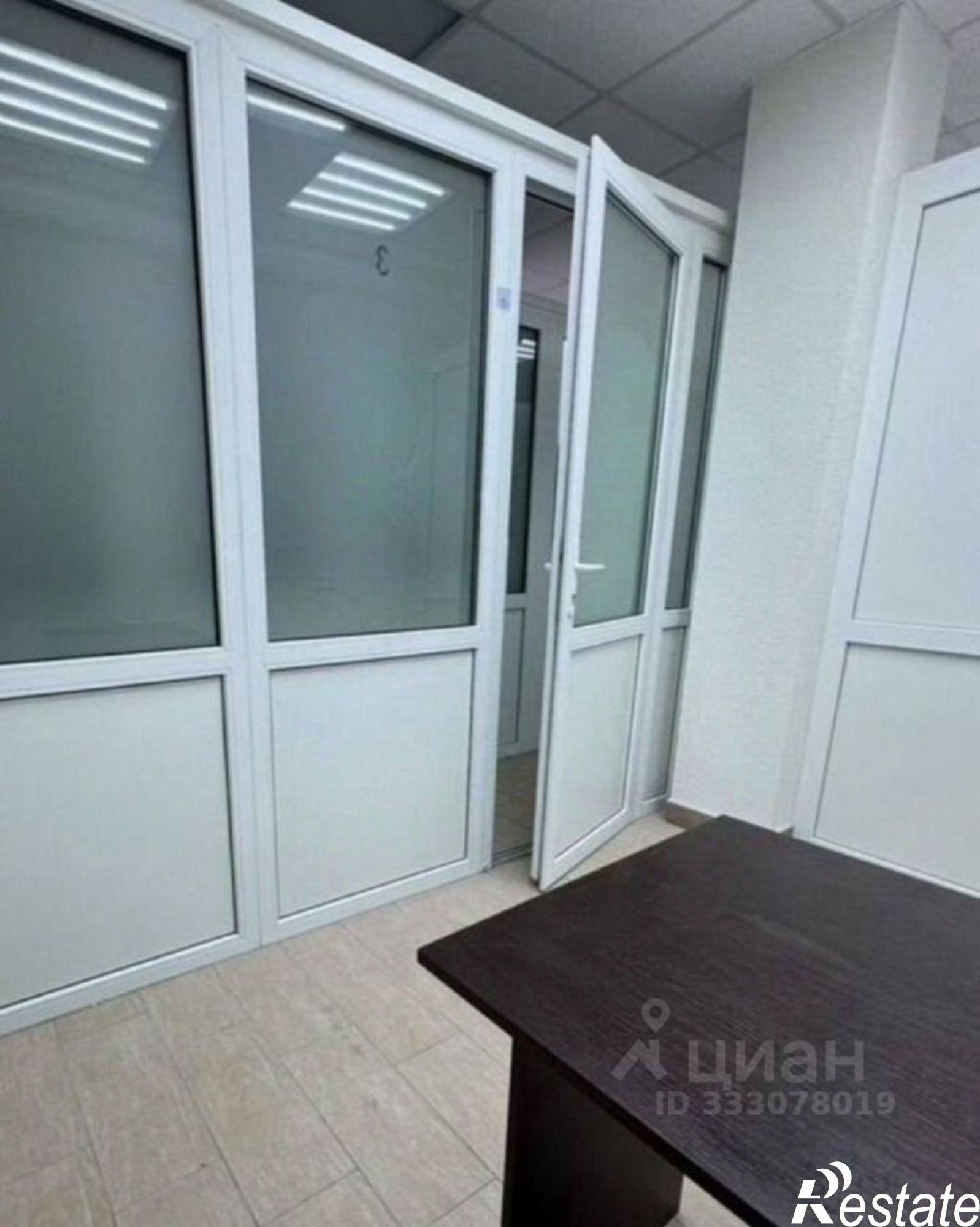 Сдать офис, помещение под офис за 20 000 рублей на ул Киевская, 10