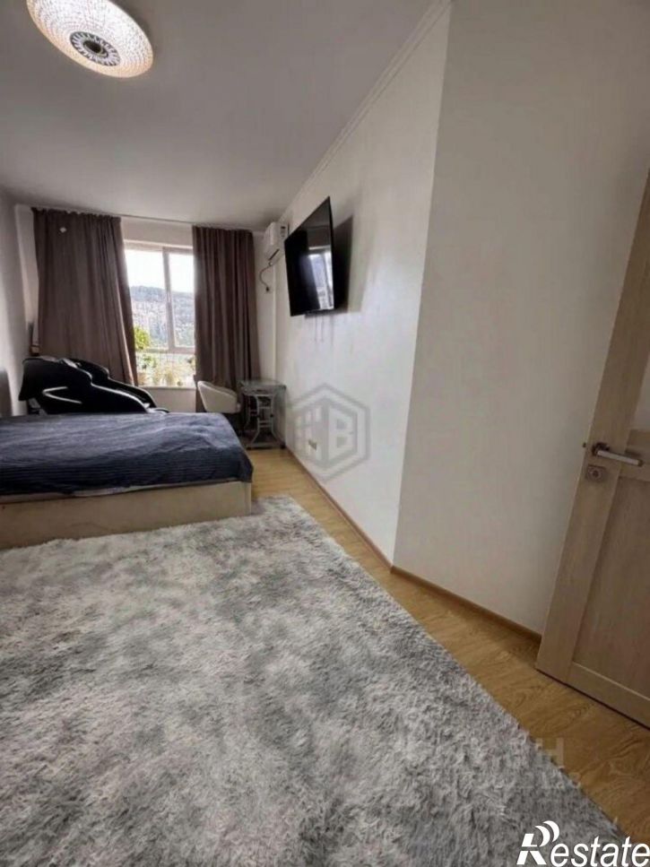 3-комн квартира ул Блюхера, 19,  д. 19