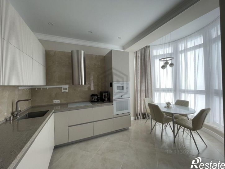 3-комн квартира ул Авроры, 12,  д. 12