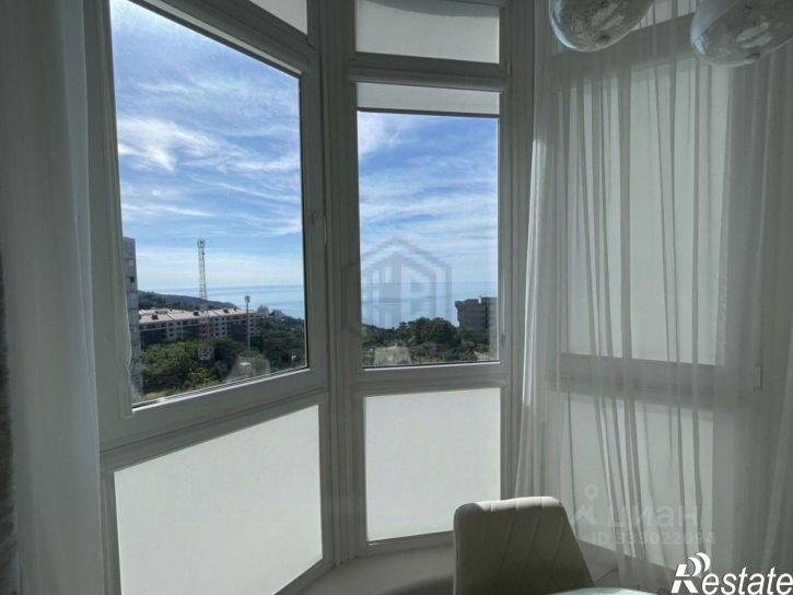 3-комн квартира ул Авроры, 12,  д. 12
