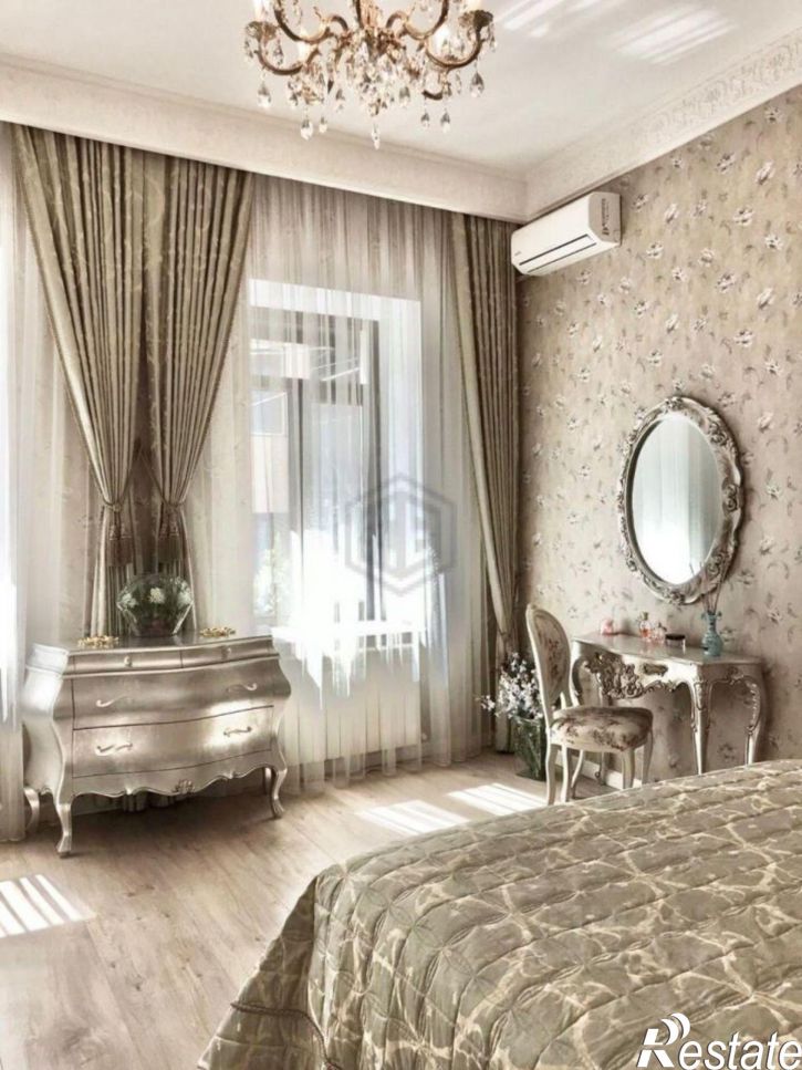 3-комн квартира Ялта, Чехова ул., 19