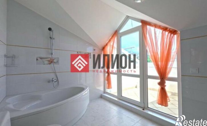 4-комн квартира Ялта, улица Свердлова, 48Ак6