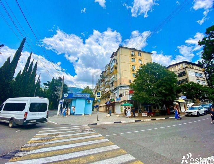 2-комн квартира ул Дзержинского, 2,  д. 2