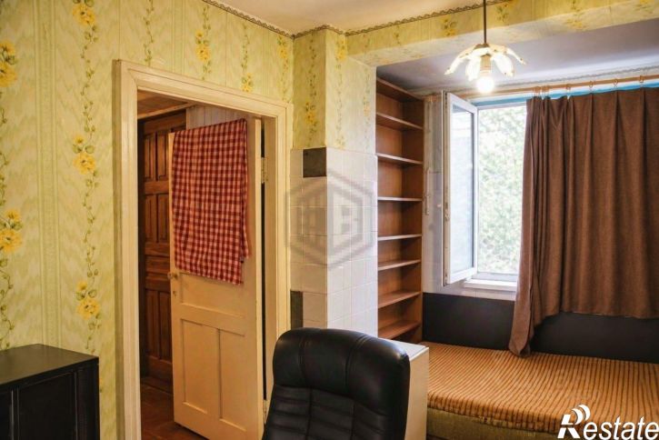 3-комн квартира ул Ульянова Дмитрия, 44,  д. 44