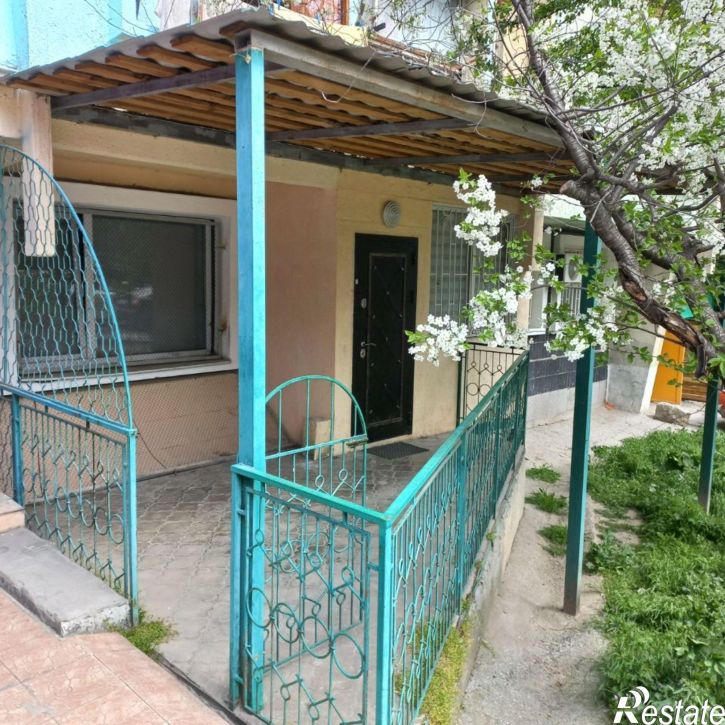 3-комн квартира Южнобережное шоссе, 32,  д. 32