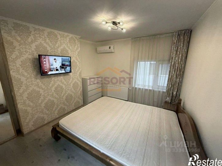 2-комн квартира ул Коммунаров, 1,  д. 1