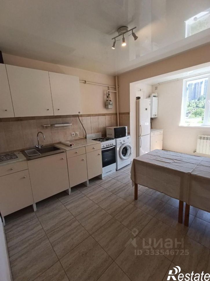 3-комн квартира ул Блюхера, 58,  д. 58