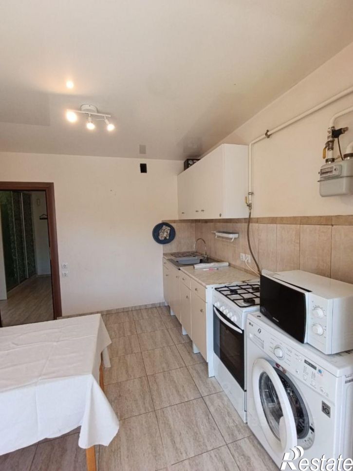 3-комн квартира ул Блюхера, 58,  д. 58