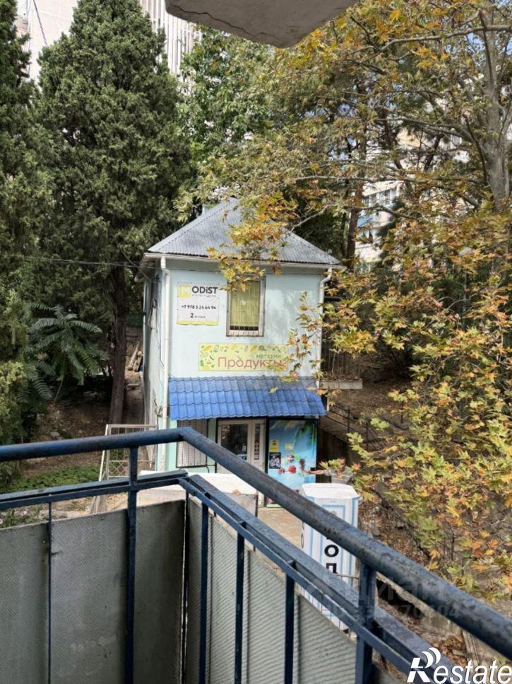 1-комн квартира улица Халтурина, 19 к3,  д. 19 к3