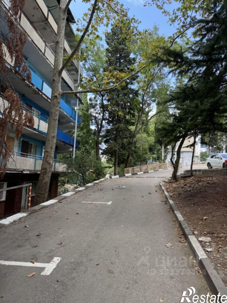 1-комн квартира улица Халтурина, 19 к3,  д. 19 к3