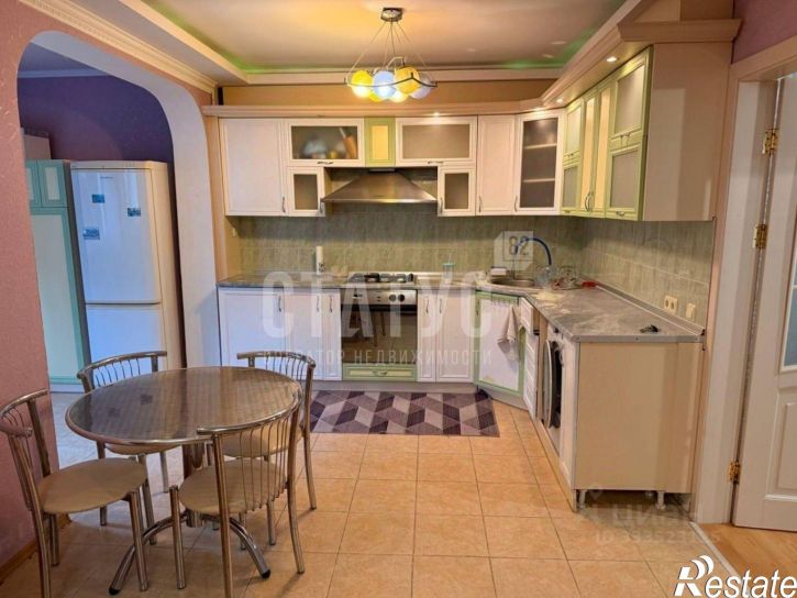 3-комн квартира улица Дзержинского, 33,  д. 33