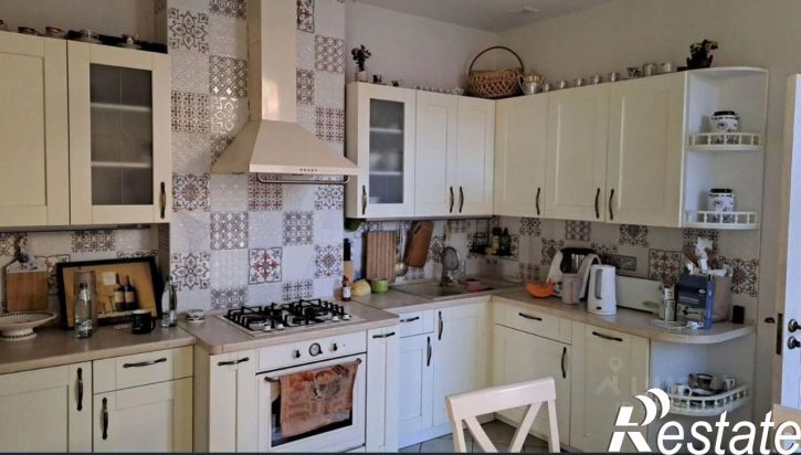 3-комн квартира улица Мусы Мамута, 10,  д. 10